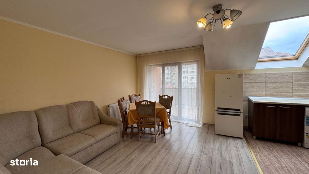 Apartament 3 cam de închiriat, cart. Rogerius