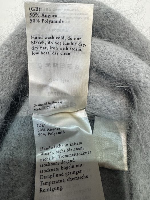 Дамска шапка FWSS 50% Angora 50% Polyamide