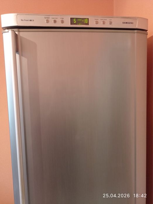Продам холодильник Samsung