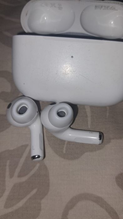 Продам AirPods Pro оригинал.