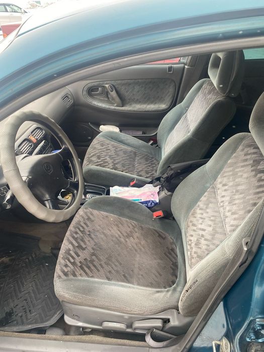 Продам Мазду кронос.