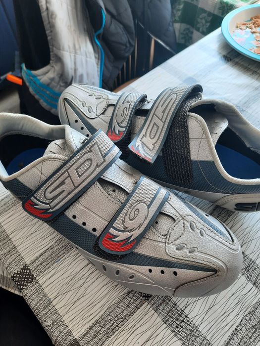 Vând pantof ciclism