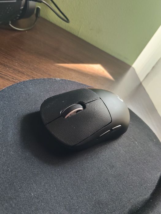 Vând mouse Logitech g pro x super light wireless