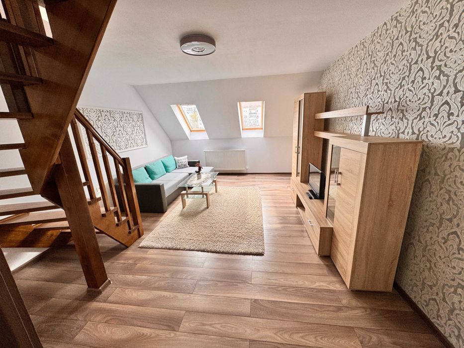 Inchiriez Apartament 2 camere central, parcare, Milea