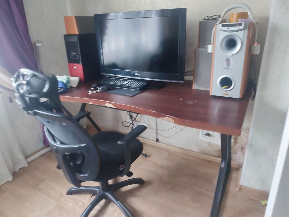 Компютерный стол