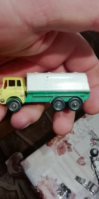 Метална количка мачбокс англия цистерна за гориво