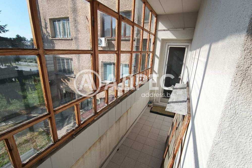 Продава се Многостаен апартамент в Разград, Център - 127 кв.м за 1205 €/кв.м - Снимка #8