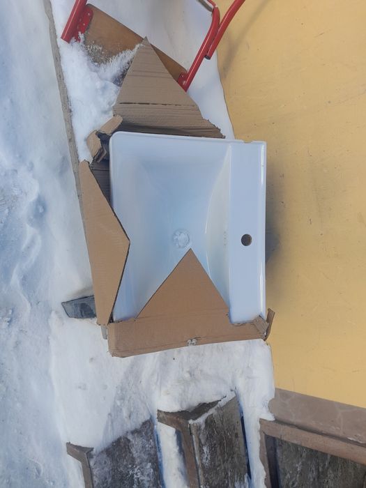 Продам раковину новую