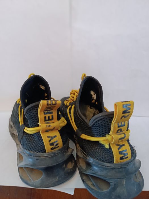 Кроссовки удобные для ходьбы