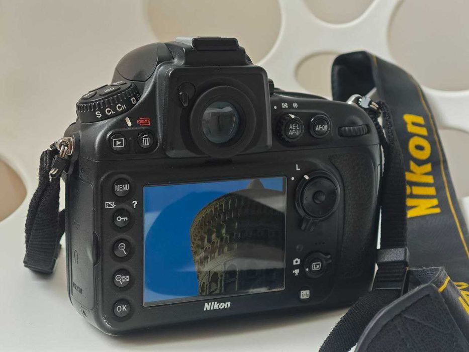 Nikon D800 карта 32ГБ, 2 аккум
+ карта 32ГБ, 2-е батарейки, зарядное.