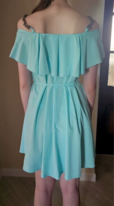 Продам платье бирюзового цвета