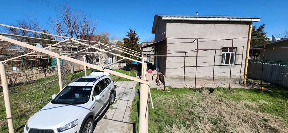 СРОЧНО продается дача в Бостанлыкском районе с протекающей речкой!!!