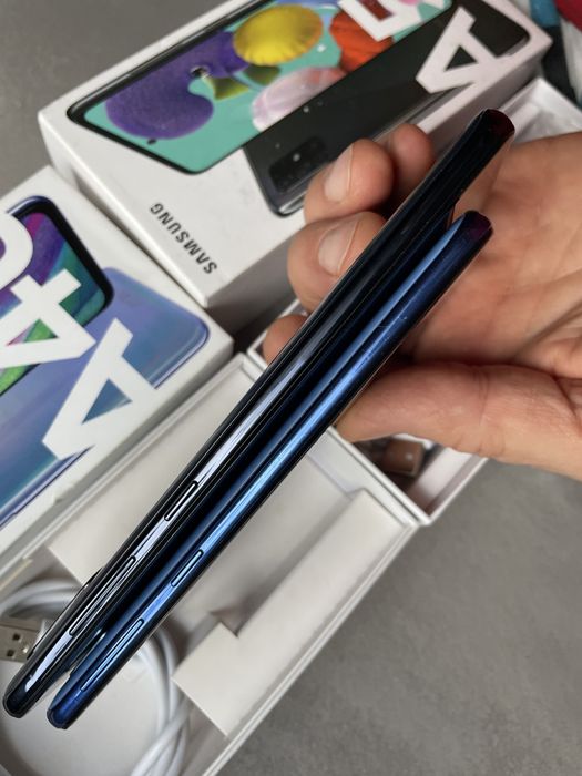 Samsung A30S sau Samsung A50 , 4Gb de RAM sau A70