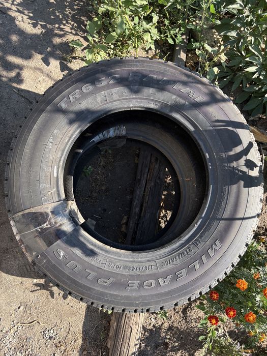 Продаю шины на грузавое авто