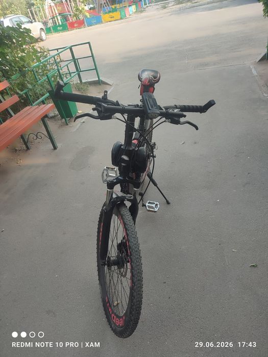 Продам велосипед размер колес 26.