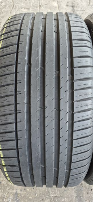 4 anvelope vara ca noi Michelin,fata 285/40/21,spate 315/35/21.Pret/bucata
