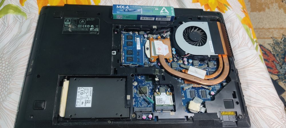 laptop Clevo Gaming light