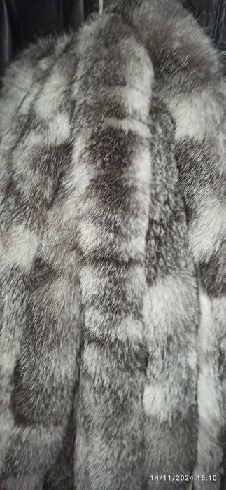 Елегантни естествени кожи от лисица!