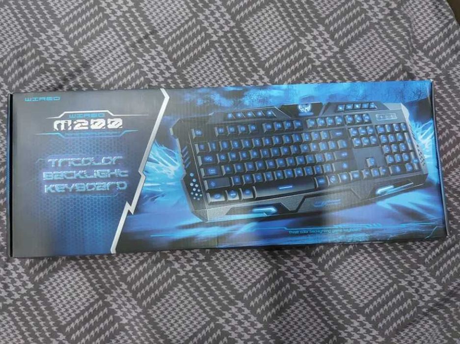 Геймърски комплект клавиатура, мишка, геймърска клавиатура и мишка