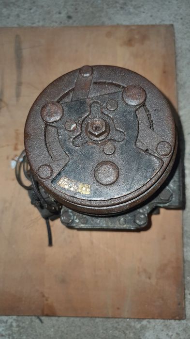 Авто компресори за климатикик