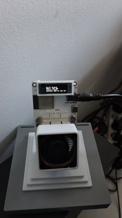 Bitaxe gamma 601 miner 1,2Th/s