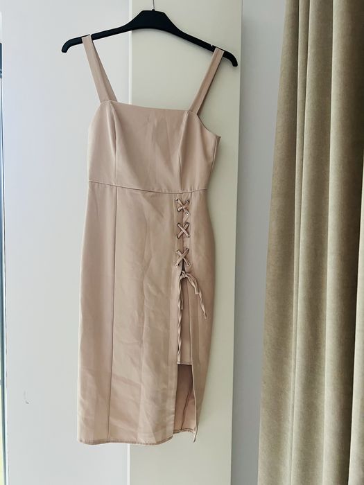 Rochie Zara nude
