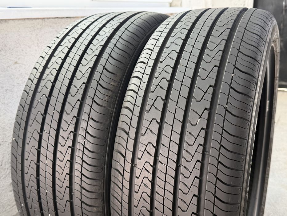215/45/17 Hankook  2Броя: 80€ 7мм Всесезонни гуми