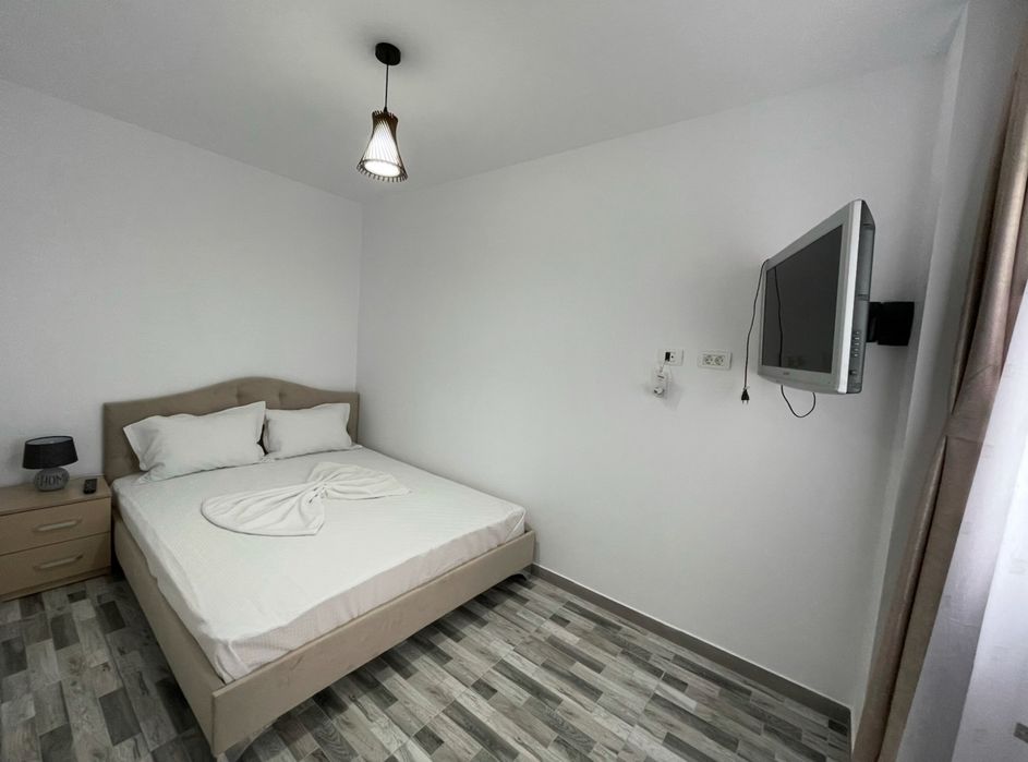 Apartamente de închiriat