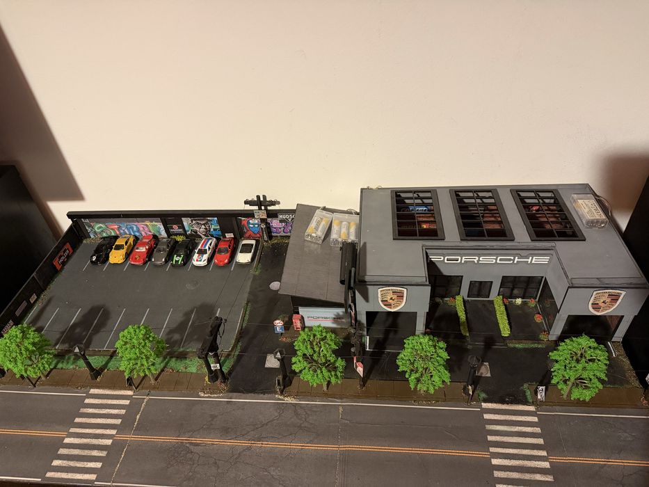 Vand Diorama 1,64 si machete