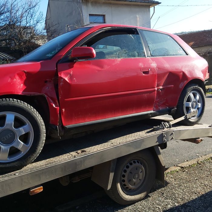 Ауди А 3 1.6  101 к.с  1999 г.