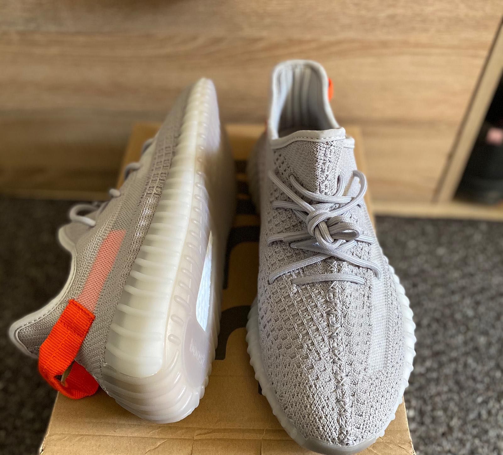 Adidas yeezy boost store 350 v2 olx