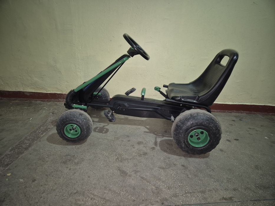 Kart cu pedale si frana