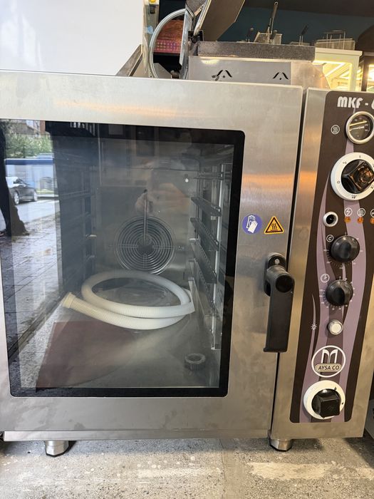 Конвектомат за 6 тави на газ