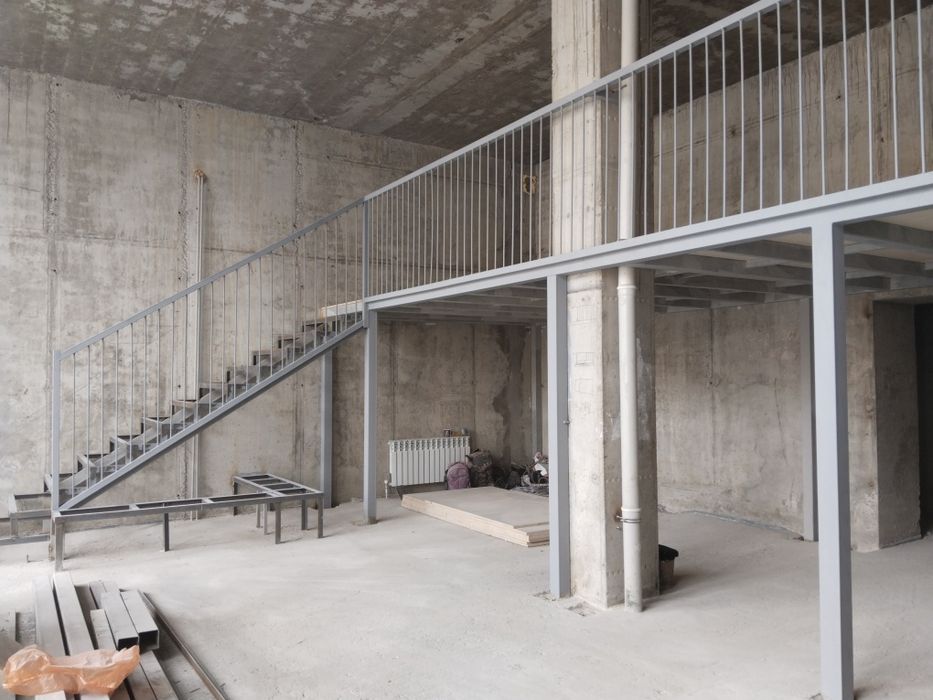 Антресольный этаж