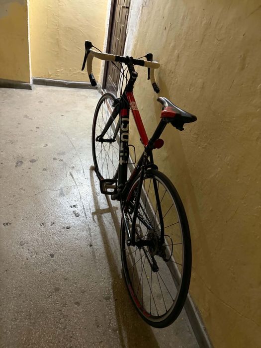 Bicicleta cursiera  ca noua
