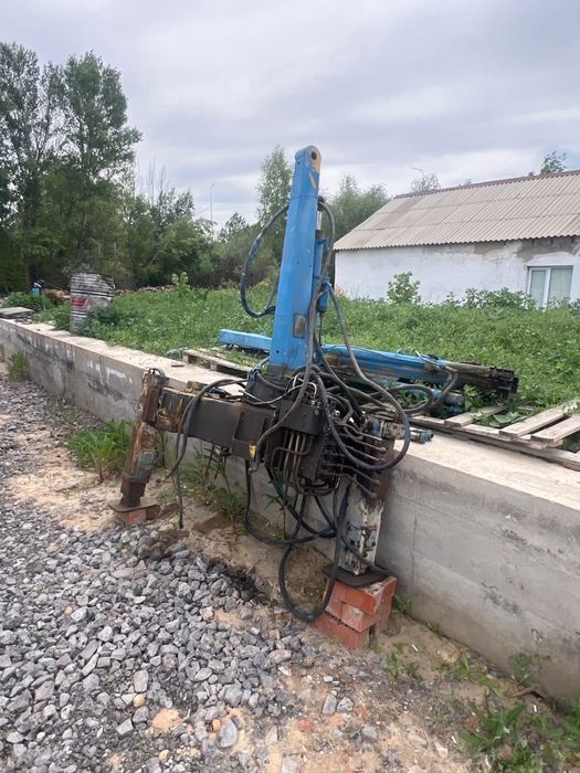 Продам робот КМУ 1,5тонны