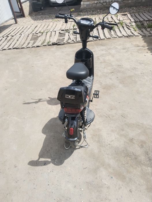 Продам электровелосипед ск8