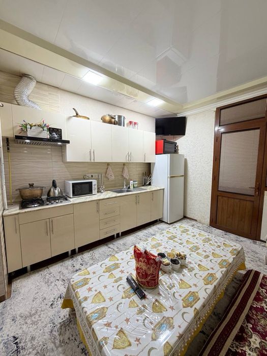 Караташ Продаётса 2в3/4/5 Беньков срочна