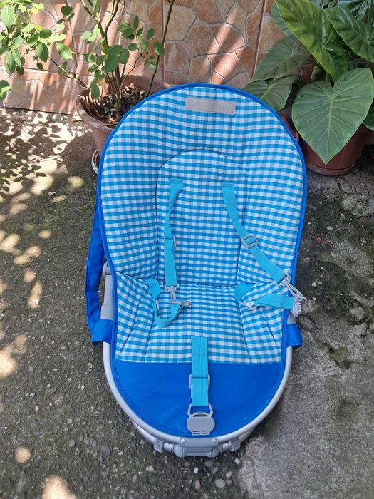 Vand balansoar-scaunel bebelusi