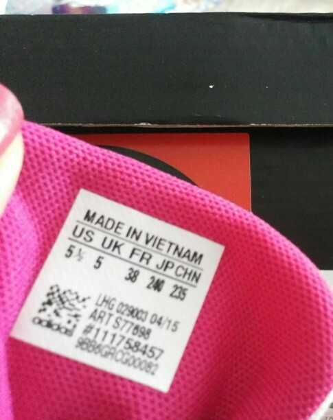 ADIDAS нови оригинални маратонки