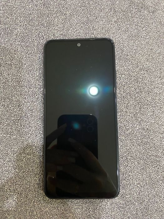 Продам телефон в отличном состоянии Redmi note11 на 128гб