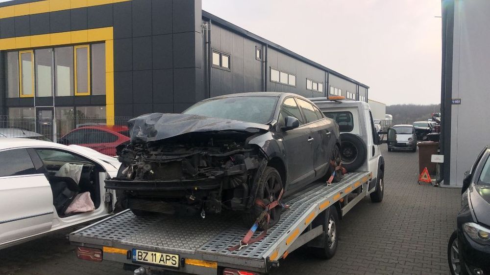 Dezmembram Renault Fluence  1.5 D an fabr 2010