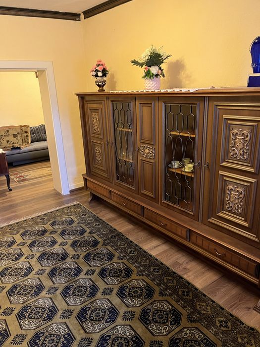 Apartament la casa parter