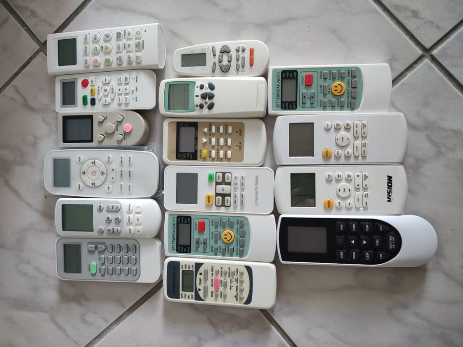 Vând telecomenzi aer condiționat, stare foarte buna!!!