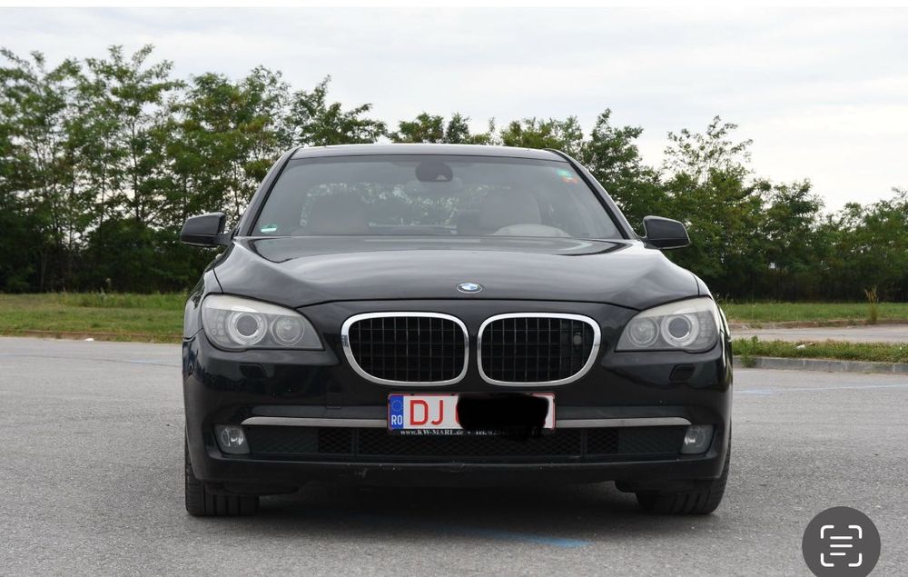 BMW 7 Series 2010 — imagine 3