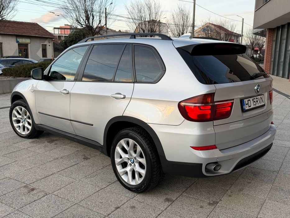 Vând schimb BMW x5 - 2013 facelift 3.0d 245 cp