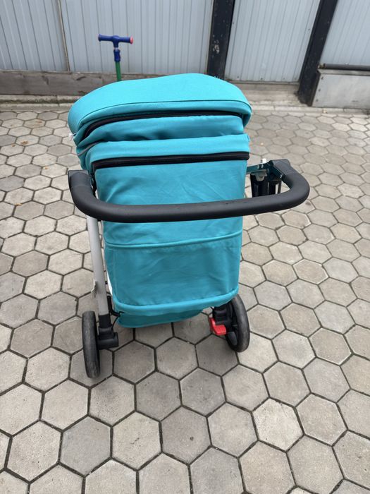 Продам детскую коляску