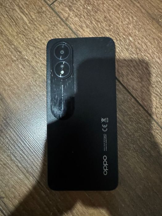 Продаю телефон орро