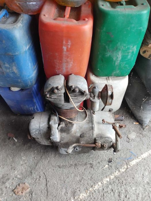 Продава се Промишлена сграда в Генерал Тошево - 2000 кв.м за 25 €/кв.м - Снимка #11