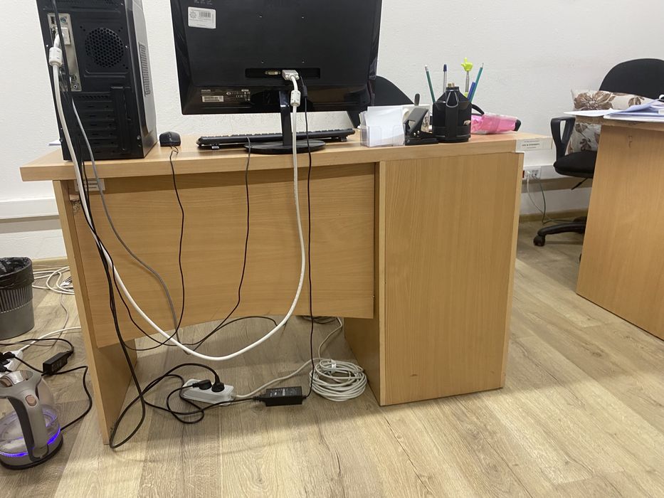 Столы однотумбовые